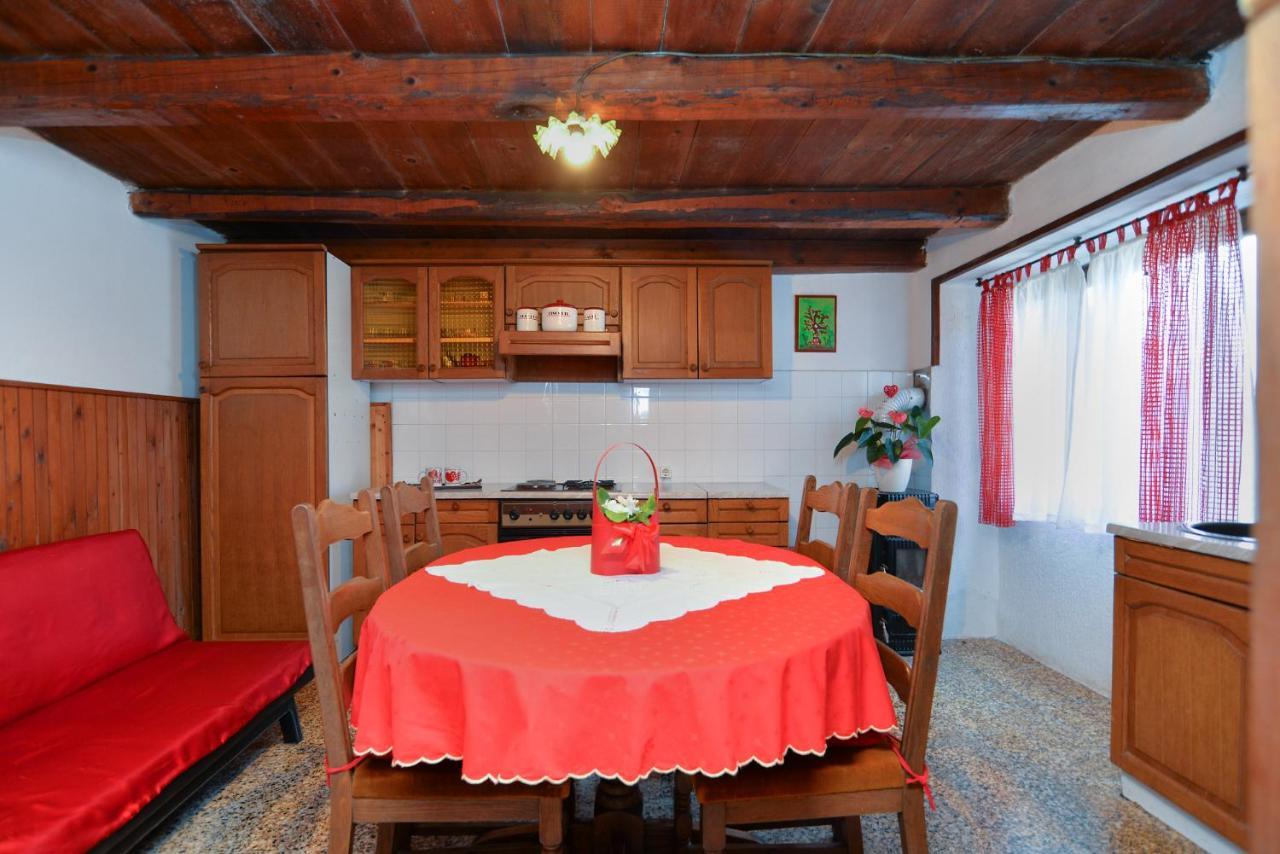 House Monteci 1378 Villa Galižana Dış mekan fotoğraf