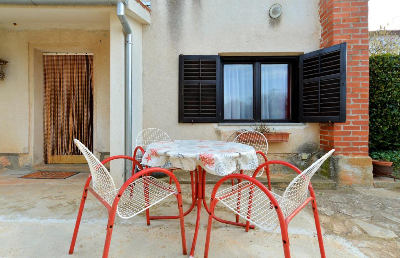 House Monteci 1378 Villa Galižana Dış mekan fotoğraf